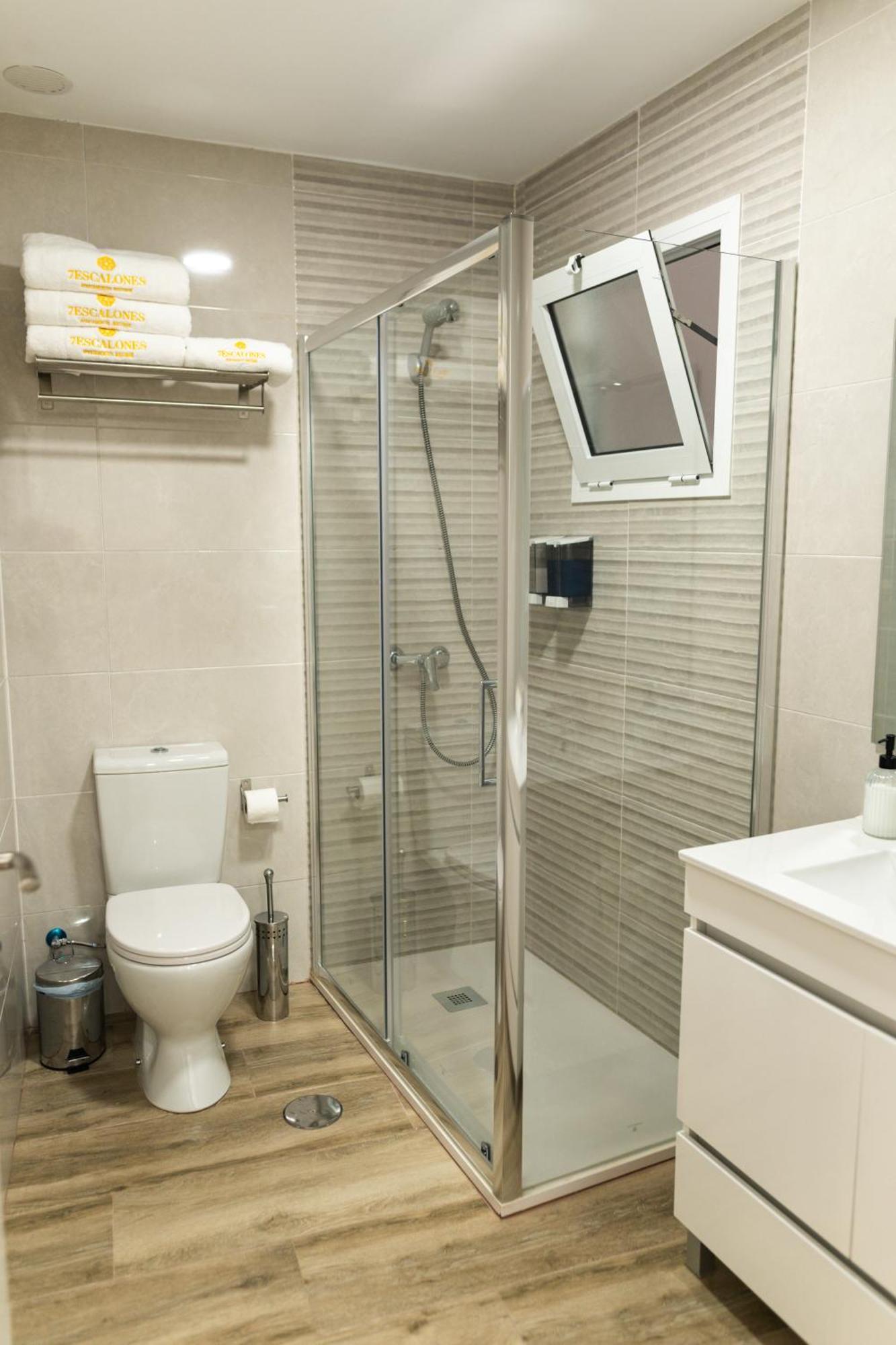 Calvario 53 By 7Escalones โรตา ภายนอก รูปภาพ