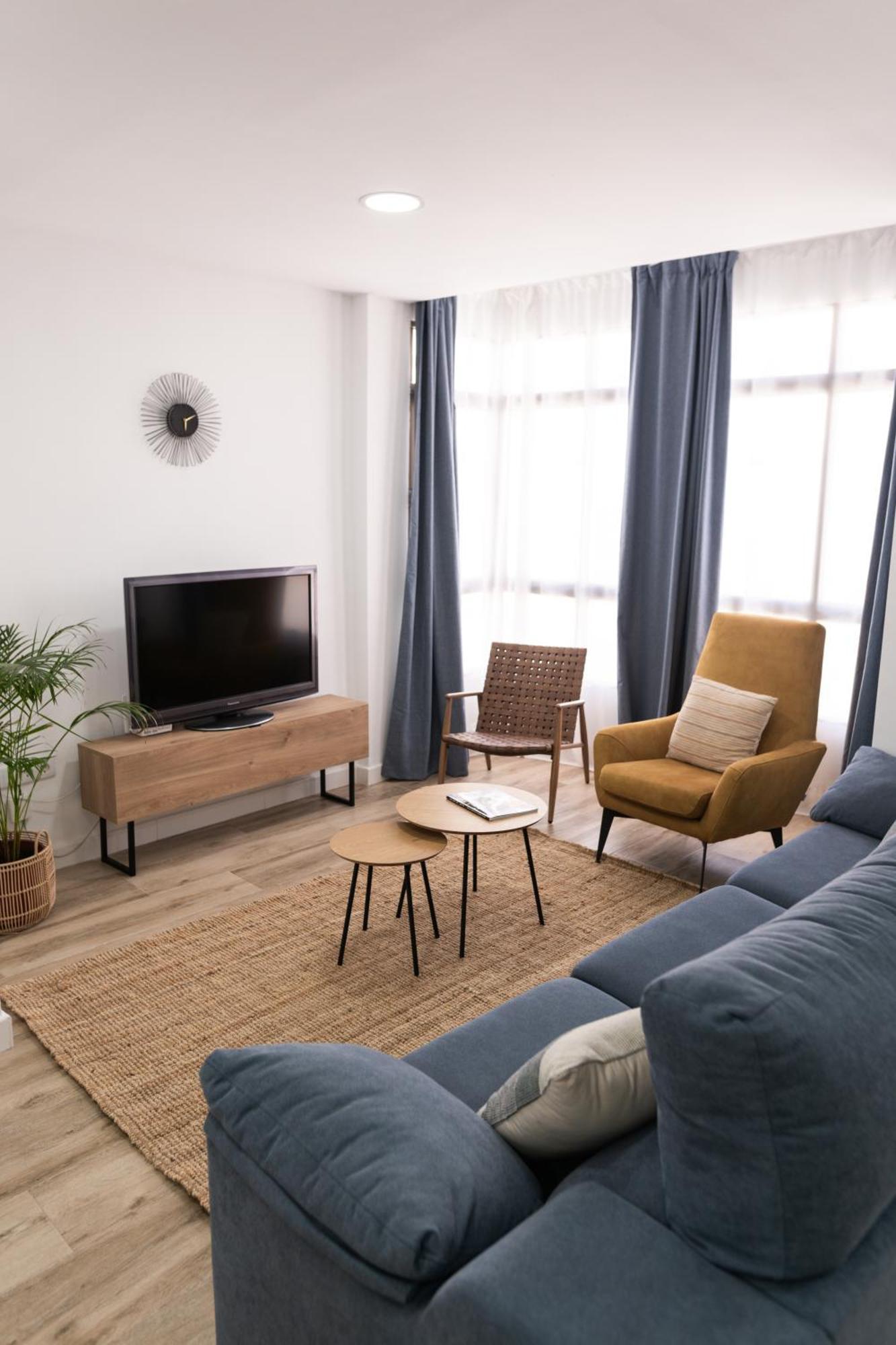 Calvario 53 By 7Escalones โรตา ภายนอก รูปภาพ