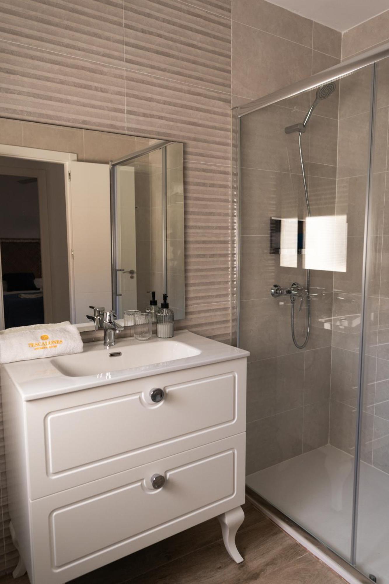 Calvario 53 By 7Escalones โรตา ภายนอก รูปภาพ