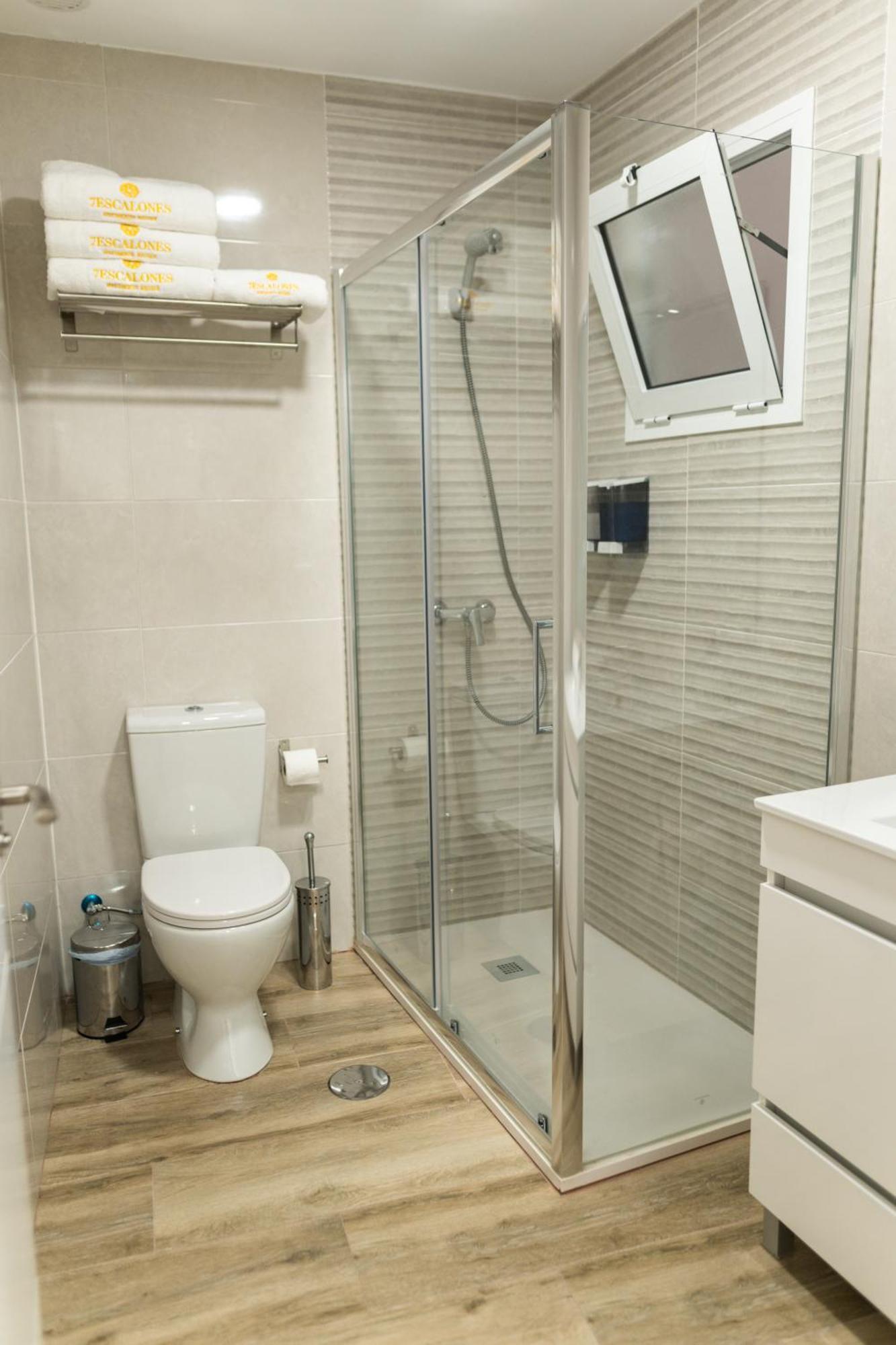 Calvario 53 By 7Escalones โรตา ภายนอก รูปภาพ